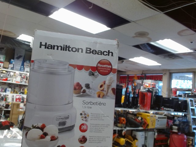 Ice cream maker