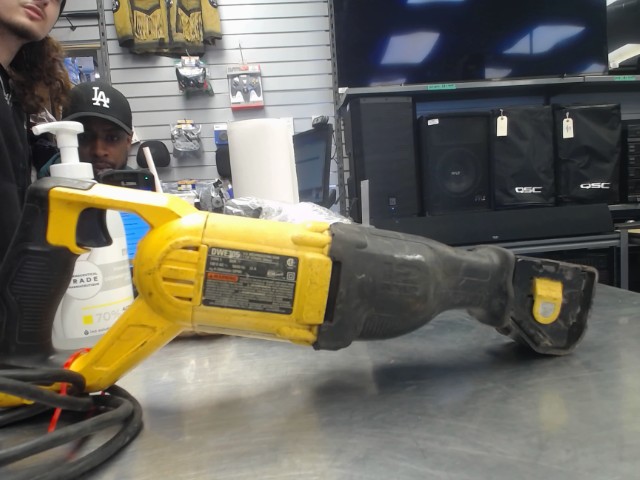 Sawzall dewalt filaire