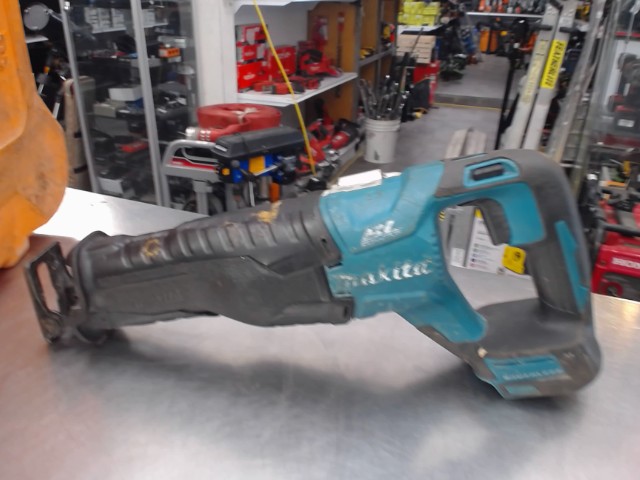 Sawall makita