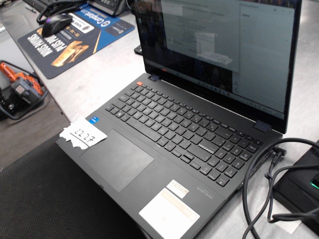 Laptop i5-13 16gb 500gb ssd 2227 passwor