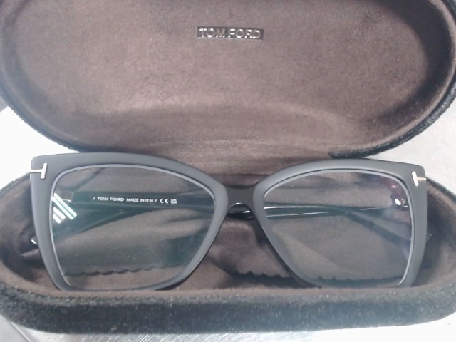 Sunglasses in pocket