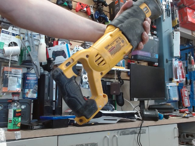 Reciprocating saw