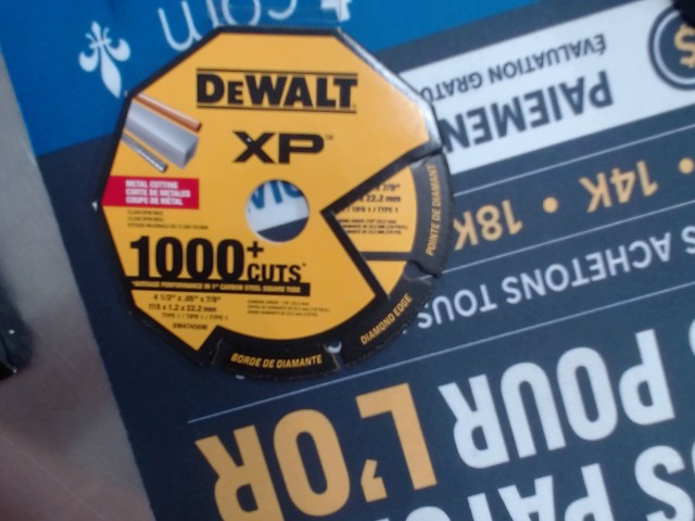 Diamond blade pour metal