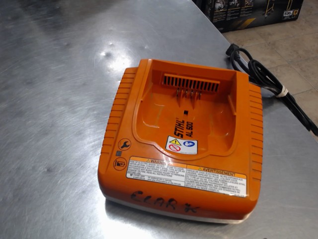 Chargeur sthil filaire