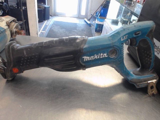 Sawzall makita