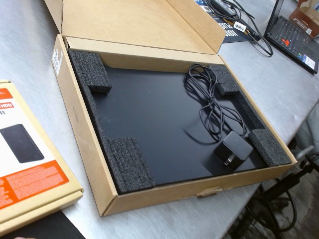 Ordianateur portable shenzhen p1 boite