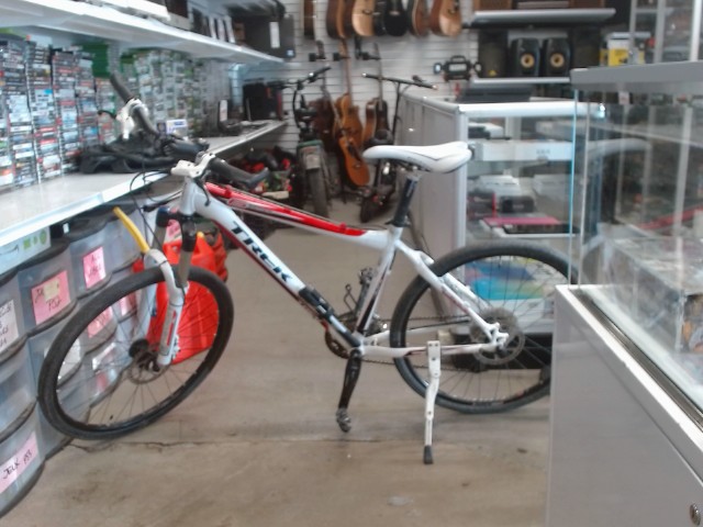 Trek 6 series mountain