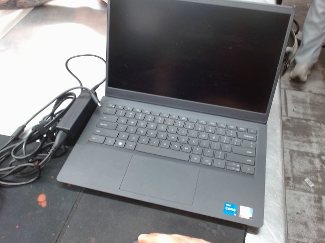 Ordianteur portable dell avec chargeur