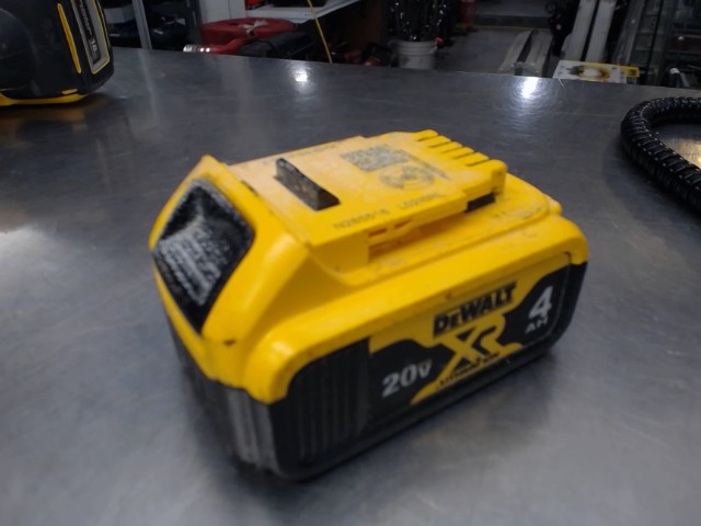 Batterie dewalt 4ah