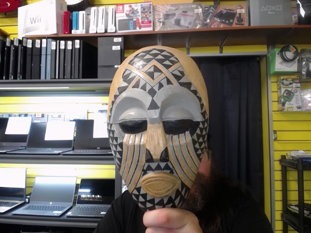 Masque africain gris /bois