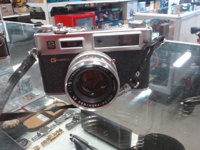 Yashica electron 35 analog camera