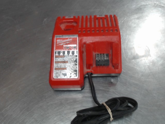 Chargeur 12v/18v