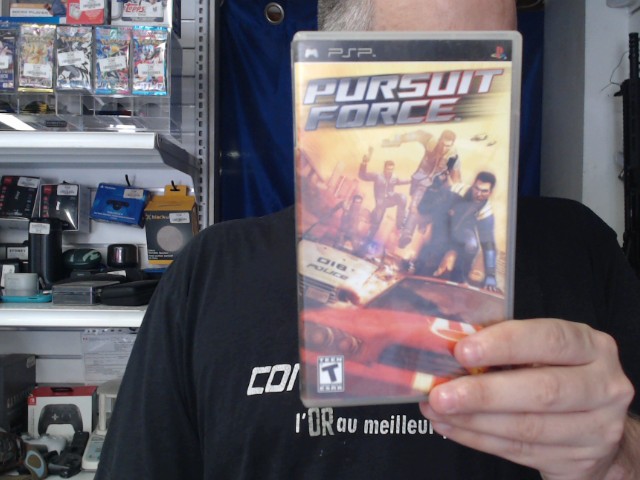 Pursuit force