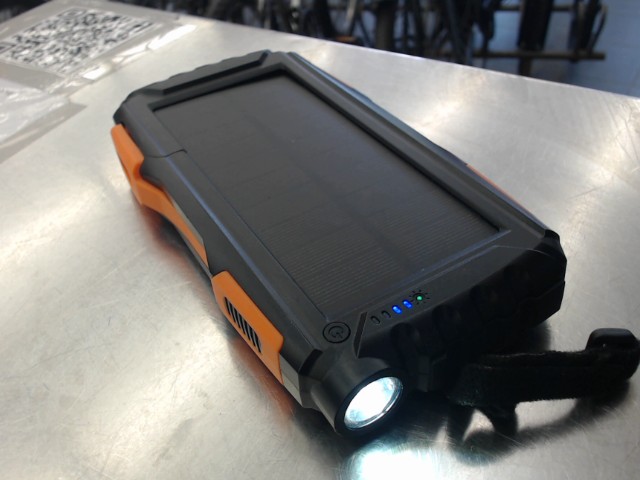 Chargeur portatif solaire 42 800 mah