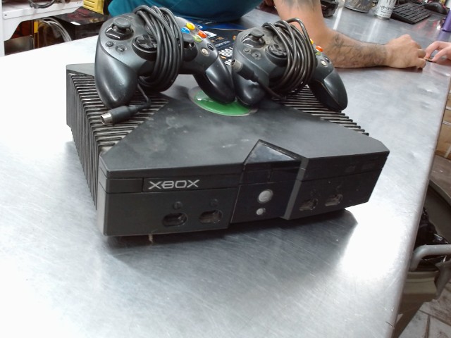 Xbox 1 gen avec 2 manette