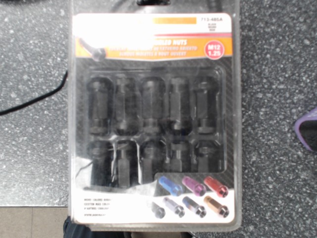 Open end knurled nuts