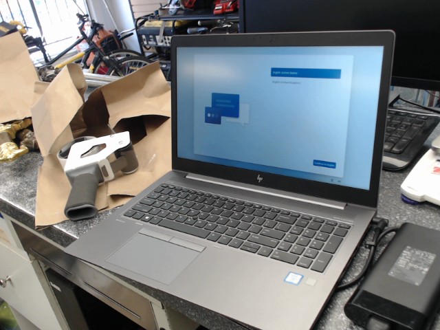 Laptop i7-8665u/16gb ram/512ssd
