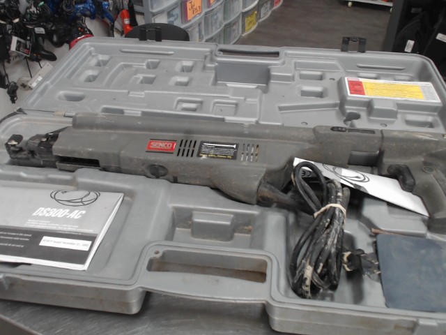 Gun nailer �lectrique avec case
