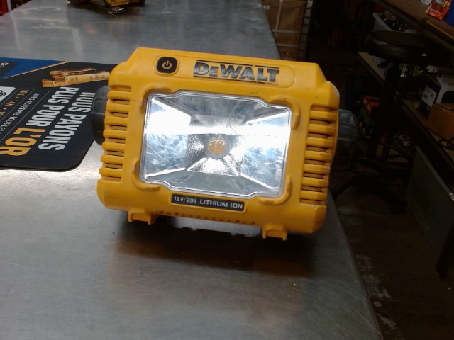 Lumiere de chantier