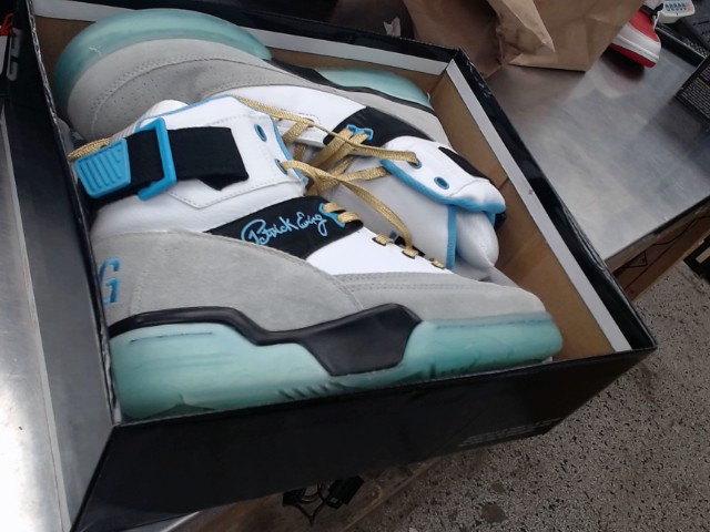 Souliers basket bleu gris blanc neuf