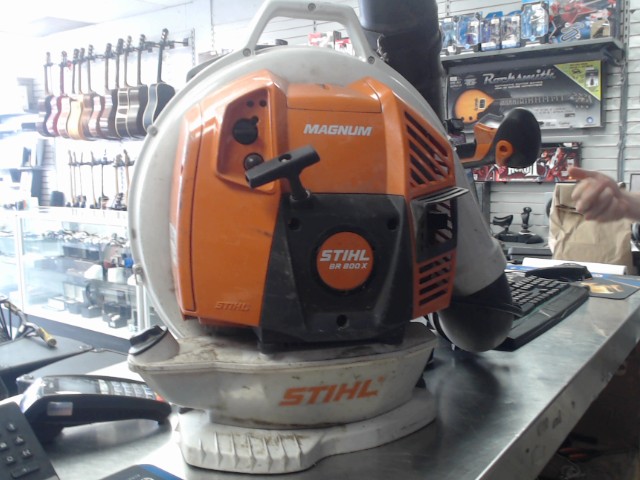 Souffleur stihl a gas
