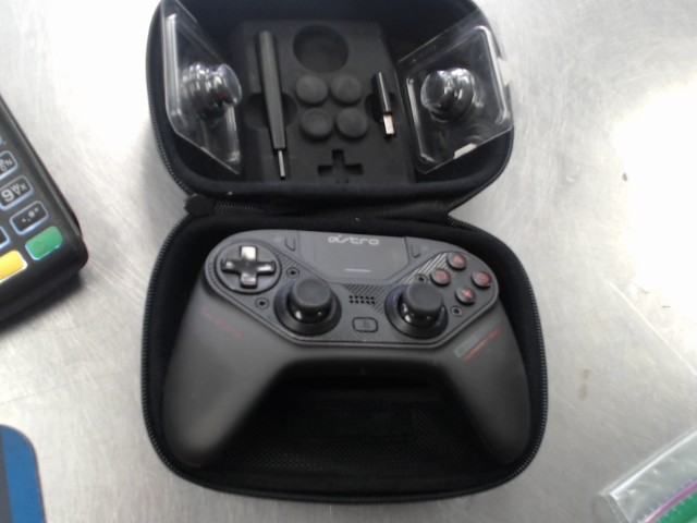 Gaming controller wireless