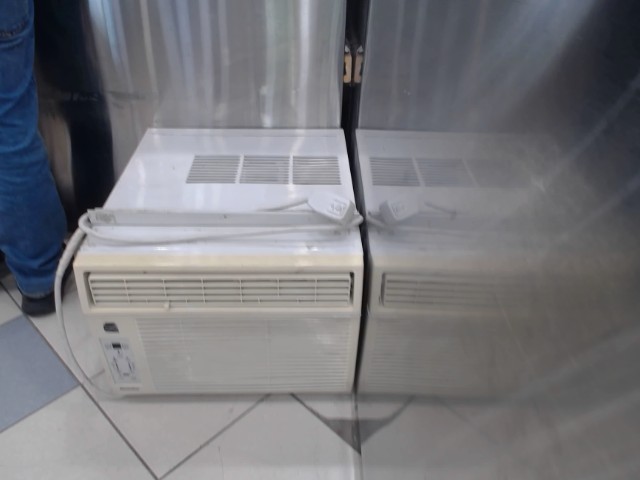 Air clim cover du screen lousse