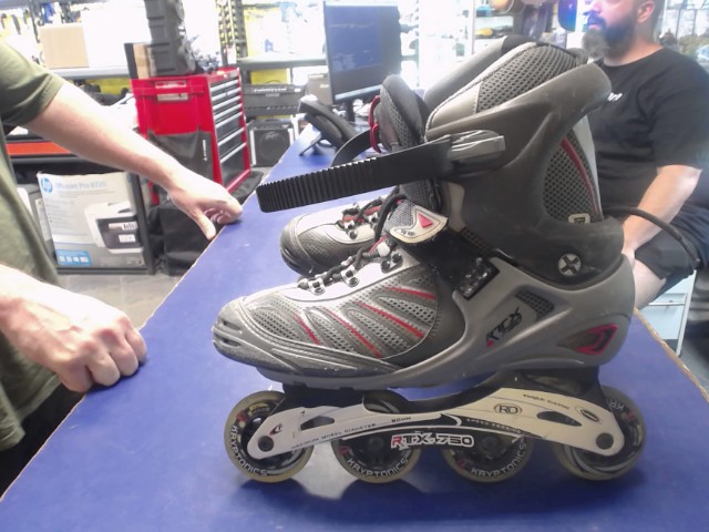 Patins a roues align�es grandeur 12