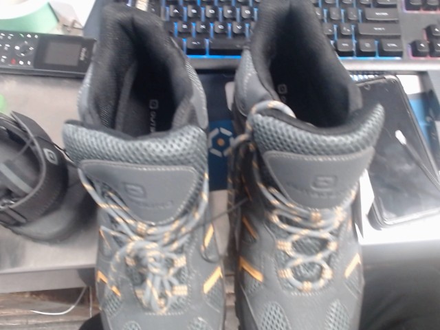 Bottes de randonn�e t 10men