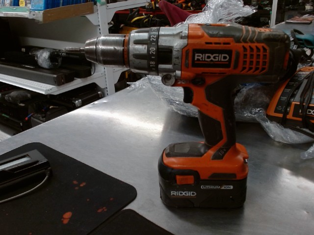 Hammer drill ridgid avec batterie