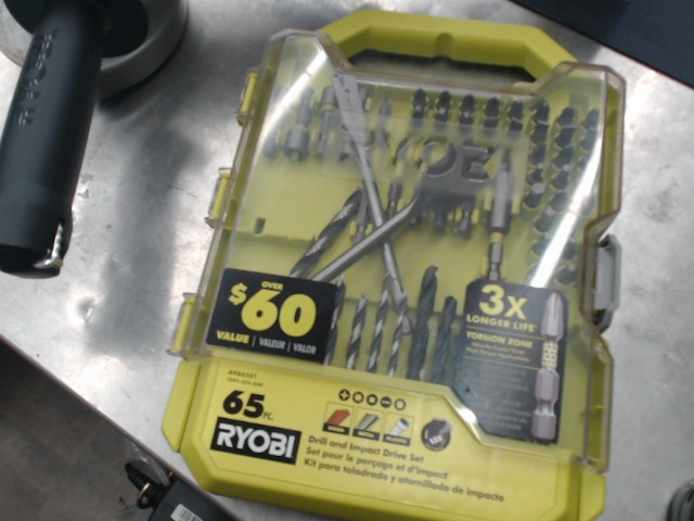 Ensemble de meche ryobi en boite
