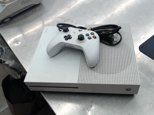 Console xbox one s 1681