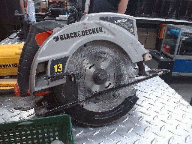 Scie ronde black decker
