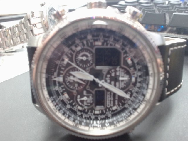 Citizen eco drive bracelet en cuir noir