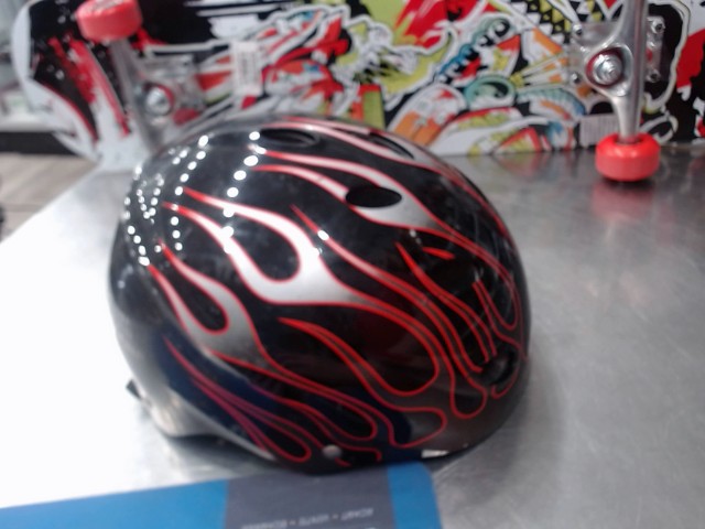 Casque de skeake 56-60cm 450g