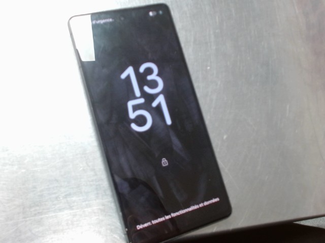 Telephone pixel 7 avec case ecran grafin