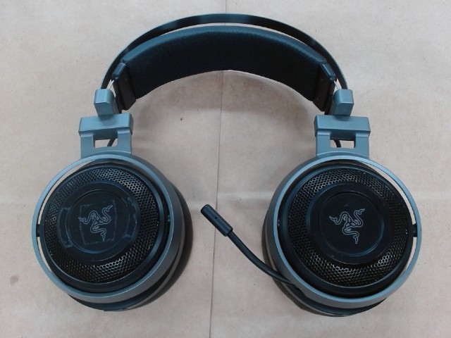 Nari ultimate 1er gen gris et noir