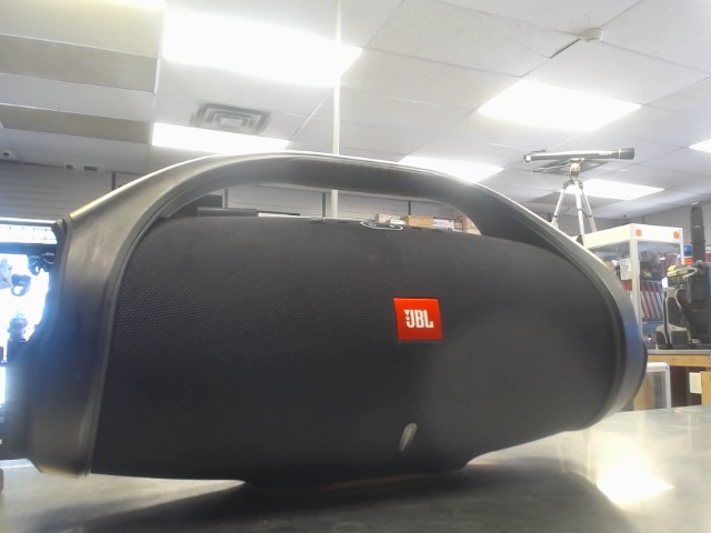 Jbl boombox 2