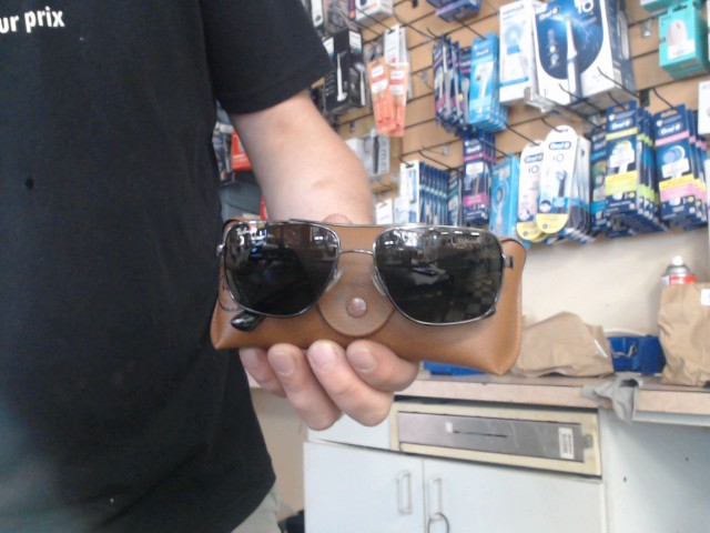 Lunette raybans oleil