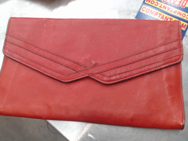 Sac pochette rouge bugatti
