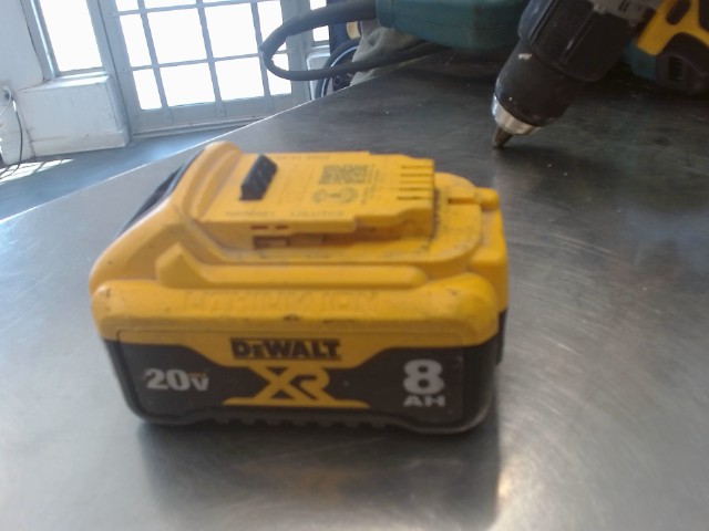 Batterie dewalt 20v xr 8ah