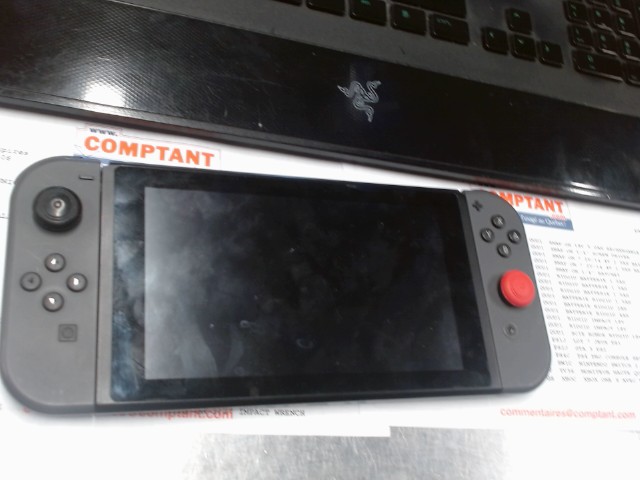Nintendo switch   grise