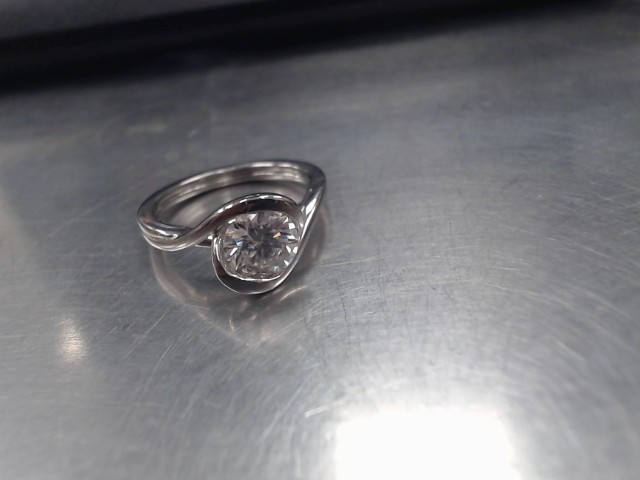 Bague argent gra moissanite