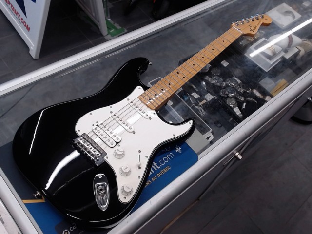 Fender stratocaster hss player serie mex