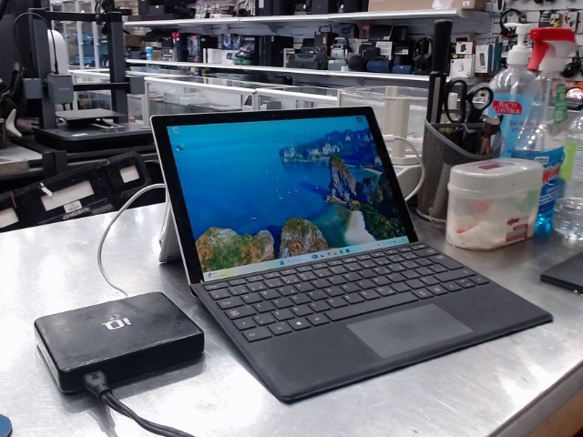 Microsoft surface 16gb ram 256ssd