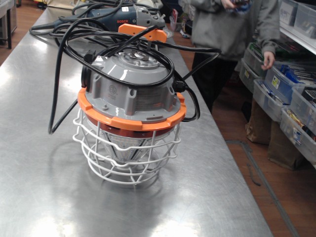 Lampe de travail neuve