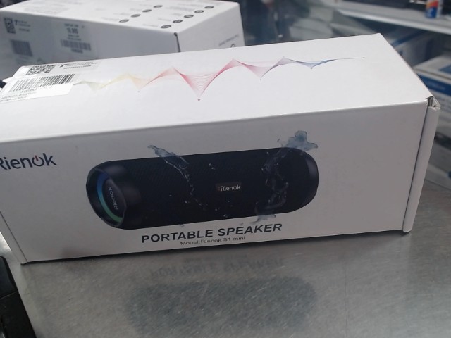 Portable speaker