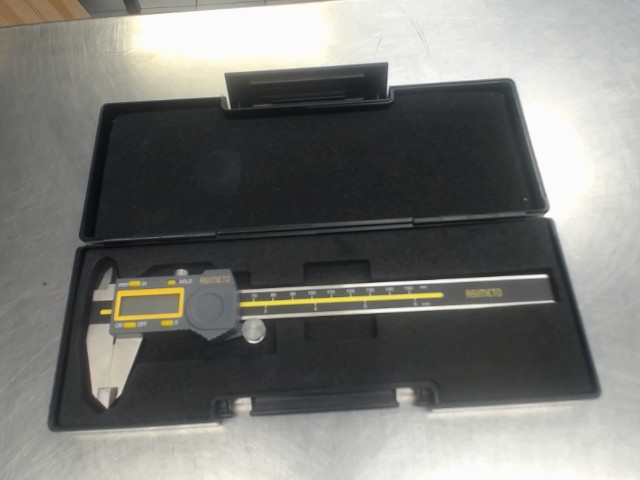 Digital caliper 6