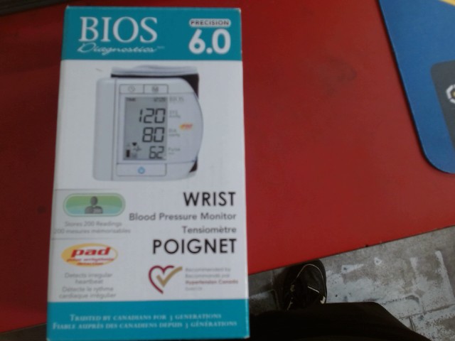 Blood pressure monitor