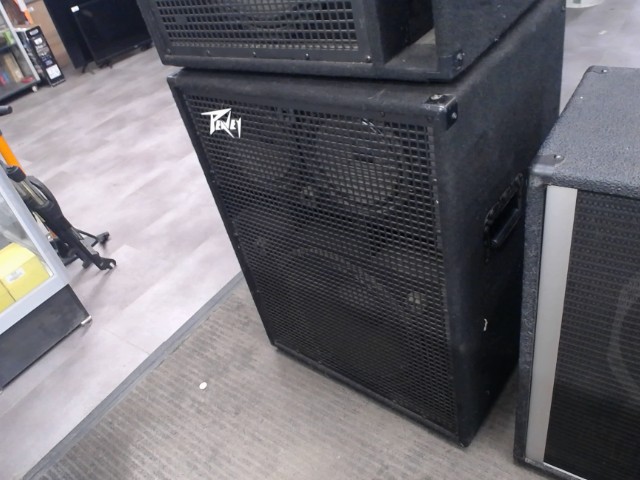 1x15 - 2 x 8 bass cabinet peavey
